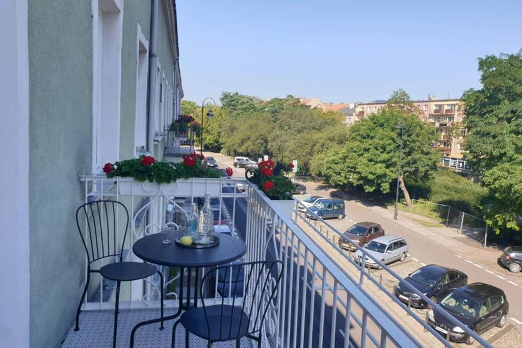 Apartament W Kamienicy Przy Plantach Kaliszki Kültér fotó