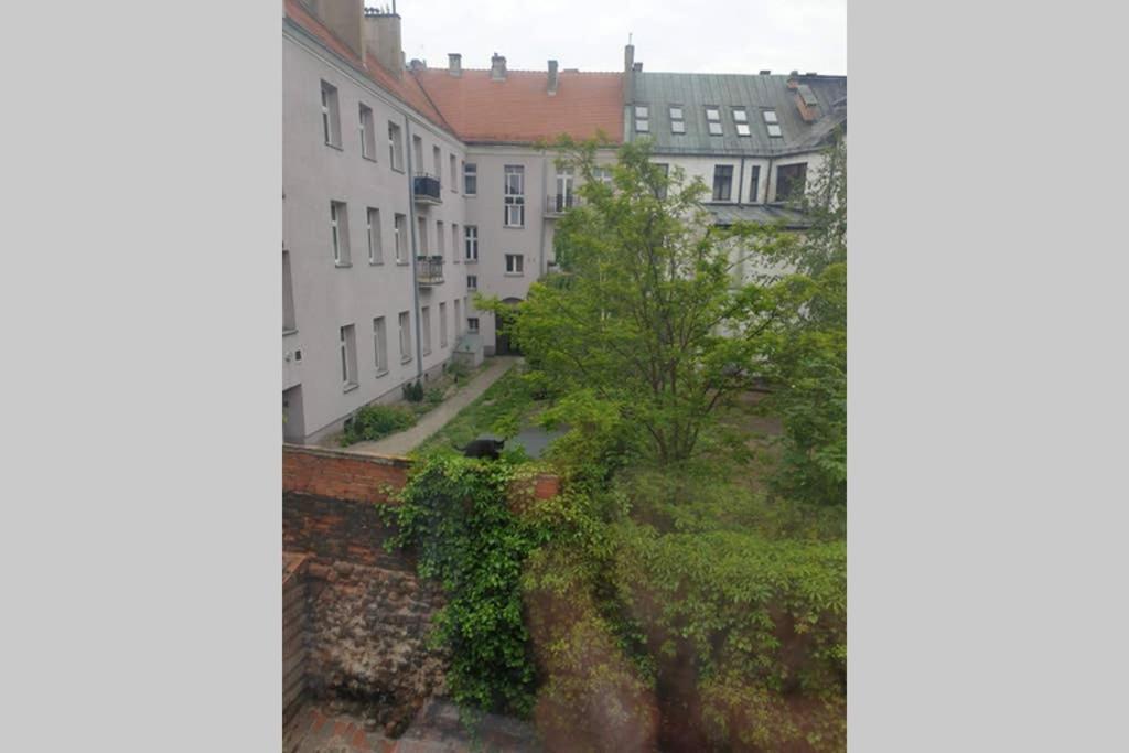 Apartament W Kamienicy Przy Plantach Kaliszki Kültér fotó